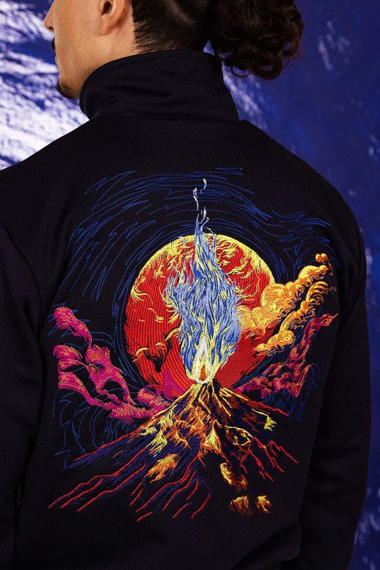 AURA ERUPTION